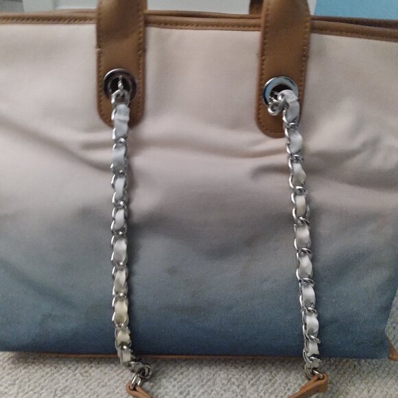 Tote purse with chain strap by Naturalizer - Picture 2 of 4